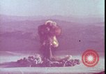 Immagine di Prova dell'arma atomica United States USA, 1951, secondo 33 filmato di repertorio 65675078405