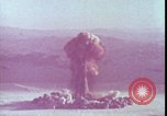 Immagine di Prova dell'arma atomica United States USA, 1951, secondo 35 filmato di repertorio 65675078405
