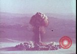 Immagine di Prova dell'arma atomica United States USA, 1951, secondo 37 filmato di repertorio 65675078405