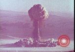 Immagine di Prova dell'arma atomica United States USA, 1951, secondo 43 filmato di repertorio 65675078405