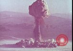 Immagine di Prova dell'arma atomica United States USA, 1951, secondo 49 filmato di repertorio 65675078405