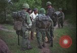 Immagine di Funzionamento Wallowa Vietnam, 1967, secondo 19 filmato di repertorio 65675078407