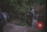 Immagine di Funzionamento Wallowa Vietnam, 1967, secondo 51 filmato di repertorio 65675078407