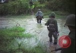 Immagine di Funzionamento Wallowa Vietnam, 1967, secondo 12 filmato di repertorio 65675078408