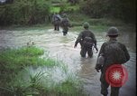 Immagine di Funzionamento Wallowa Vietnam, 1967, secondo 17 filmato di repertorio 65675078408