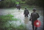 Immagine di Funzionamento Wallowa Vietnam, 1967, secondo 18 filmato di repertorio 65675078408