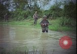 Immagine di Funzionamento Wallowa Vietnam, 1967, secondo 34 filmato di repertorio 65675078408