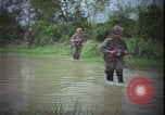 Immagine di Funzionamento Wallowa Vietnam, 1967, secondo 38 filmato di repertorio 65675078408