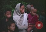 Immagine di Abitanti di un villaggio vietnamita Vietnam, 1967, secondo 59 filmato di repertorio 65675078409