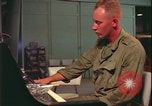 Immagine di Club Danang USO Da Nang Vietnam, 1966, secondo 1 filmato di repertorio 65675078417