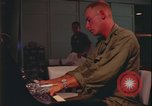 Immagine di Club Danang USO Da Nang Vietnam, 1966, secondo 18 filmato di repertorio 65675078417