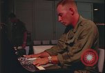 Immagine di Club Danang USO Da Nang Vietnam, 1966, secondo 21 filmato di repertorio 65675078417