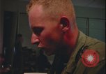 Immagine di Club Danang USO Da Nang Vietnam, 1966, secondo 51 filmato di repertorio 65675078417