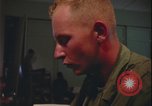 Immagine di Club Danang USO Da Nang Vietnam, 1966, secondo 53 filmato di repertorio 65675078417