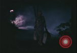 Standbild Ältere Frau United States USA, 1977, aus Sekunde 23 historischem Filmmaterial Videoclip 65675078437