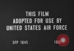 Standbild Teenagerparty Kanada, 1968, aus Sekunde 7 historischem Filmmaterial Videoclip 65675078438