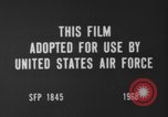 Standbild Teenagerparty Kanada, 1968, aus Sekunde 10 historischem Filmmaterial Videoclip 65675078438