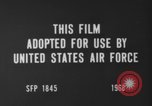 Standbild Teenagerparty Kanada, 1968, aus Sekunde 11 historischem Filmmaterial Videoclip 65675078438