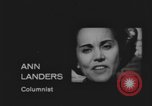 Standbild Teenagerparty Kanada, 1968, aus Sekunde 17 historischem Filmmaterial Videoclip 65675078438