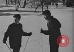 Standbild Teenager Kanada, 1968, aus Sekunde 10 historischem Filmmaterial Videoclip 65675078439