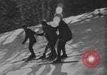 Standbild Teenager Kanada, 1968, aus Sekunde 27 historischem Filmmaterial Videoclip 65675078439