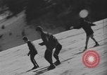 Standbild Teenager Kanada, 1968, aus Sekunde 29 historischem Filmmaterial Videoclip 65675078439