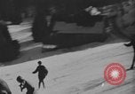 Standbild Teenager Kanada, 1968, aus Sekunde 30 historischem Filmmaterial Videoclip 65675078439