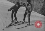 Standbild Teenager Kanada, 1968, aus Sekunde 53 historischem Filmmaterial Videoclip 65675078439