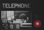 Standbild Ein Teenager-Paar Kanada, 1968, aus Sekunde 5 historischem Filmmaterial Videoclip 65675078440