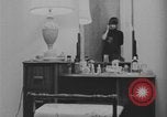 Standbild Ein Teenager-Paar Kanada, 1968, aus Sekunde 13 historischem Filmmaterial Videoclip 65675078440
