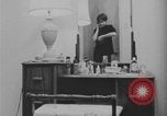 Standbild Ein Teenager-Paar Kanada, 1968, aus Sekunde 55 historischem Filmmaterial Videoclip 65675078440