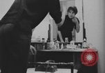 Standbild Ein Teenager-Paar Kanada, 1968, aus Sekunde 59 historischem Filmmaterial Videoclip 65675078440
