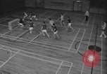 Standbild Hockey im Innenbereich Kanada, 1968, aus Sekunde 8 historischem Filmmaterial Videoclip 65675078441