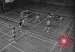 Standbild Hockey im Innenbereich Kanada, 1968, aus Sekunde 18 historischem Filmmaterial Videoclip 65675078441