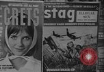 Standbild Zeitschriften für Erwachsene Montreal Kanada, 1968, aus Sekunde 27 historischem Filmmaterial Videoclip 65675078442