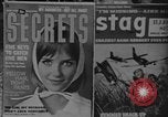 Standbild Zeitschriften für Erwachsene Montreal Kanada, 1968, aus Sekunde 28 historischem Filmmaterial Videoclip 65675078442