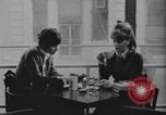 Standbild Mädchen im Teenageralter Kanada, 1968, aus Sekunde 7 historischem Filmmaterial Videoclip 65675078443