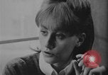 Standbild Mädchen im Teenageralter Kanada, 1968, aus Sekunde 13 historischem Filmmaterial Videoclip 65675078443