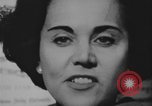Standbild Mädchen im Teenageralter Kanada, 1968, aus Sekunde 30 historischem Filmmaterial Videoclip 65675078443