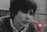 Standbild Mädchen im Teenageralter Kanada, 1968, aus Sekunde 44 historischem Filmmaterial Videoclip 65675078443