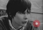 Standbild Mädchen im Teenageralter Kanada, 1968, aus Sekunde 46 historischem Filmmaterial Videoclip 65675078443