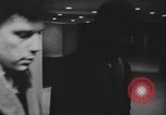 Standbild Junges Paar Kanada, 1968, aus Sekunde 8 historischem Filmmaterial Videoclip 65675078446