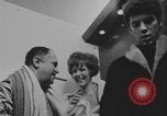 Standbild Junges Paar Kanada, 1968, aus Sekunde 20 historischem Filmmaterial Videoclip 65675078446
