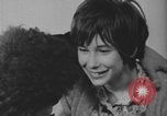 Standbild Ein Teenager-Paar Kanada, 1968, aus Sekunde 1 historischem Filmmaterial Videoclip 65675078447