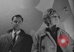 Standbild Ein Teenager-Paar Kanada, 1968, aus Sekunde 31 historischem Filmmaterial Videoclip 65675078447