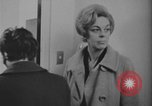 Standbild Ein Teenager-Paar Kanada, 1968, aus Sekunde 48 historischem Filmmaterial Videoclip 65675078447