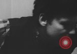 Standbild Ein Teenager-Paar Kanada, 1968, aus Sekunde 40 historischem Filmmaterial Videoclip 65675078449