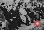 Standbild Tschechoslowakei Säuberung Prag Tschechoslowakei, 1948, aus Sekunde 17 historischem Filmmaterial Videoclip 65675078473