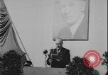 Standbild Tschechoslowakei Säuberung Prag Tschechoslowakei, 1948, aus Sekunde 23 historischem Filmmaterial Videoclip 65675078473