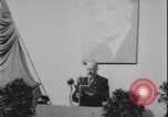 Standbild Tschechoslowakei Säuberung Prag Tschechoslowakei, 1948, aus Sekunde 25 historischem Filmmaterial Videoclip 65675078473